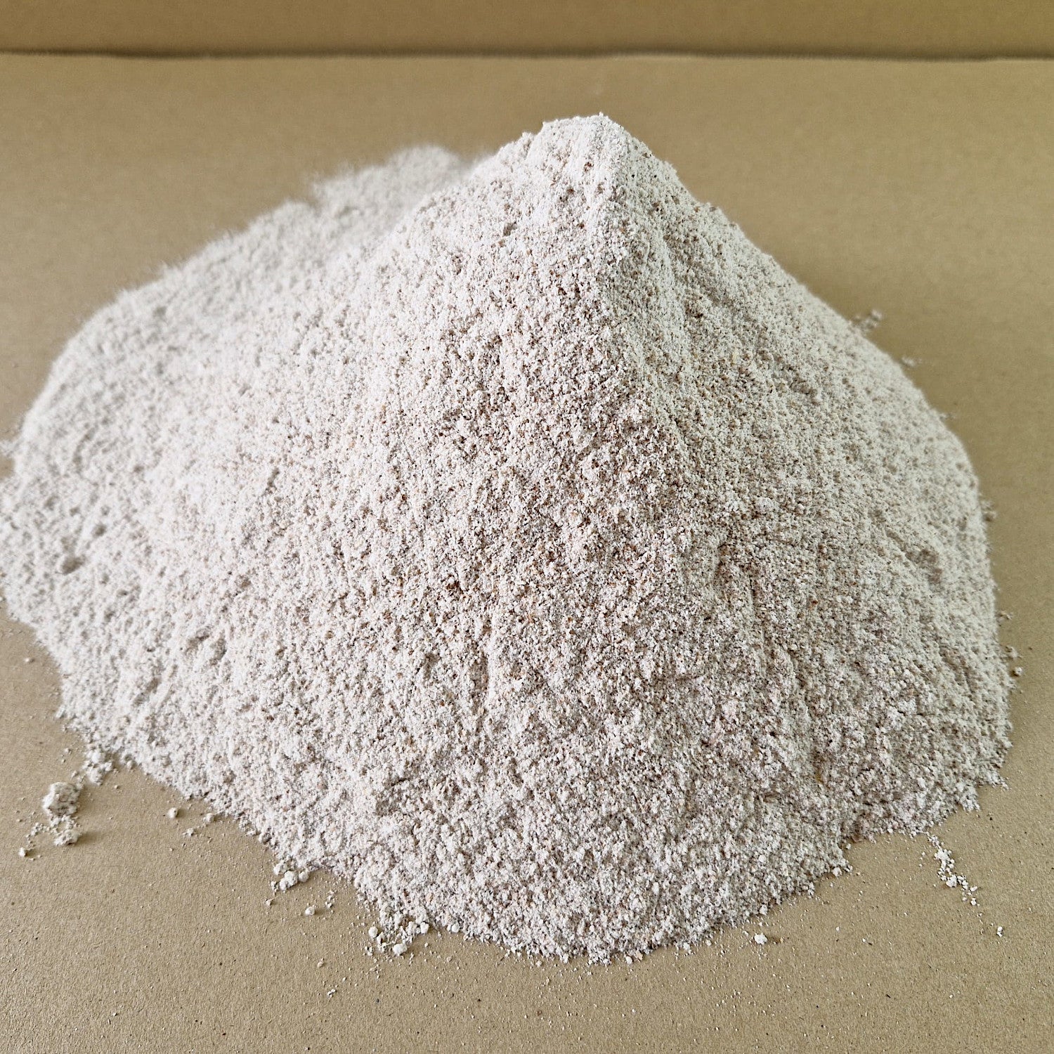 Weizenvollkornmehl rotschalig